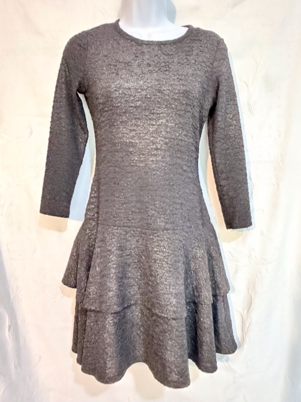 Michael Kors Black and Gold Long Sleeve Tiered Knit Dress D0071